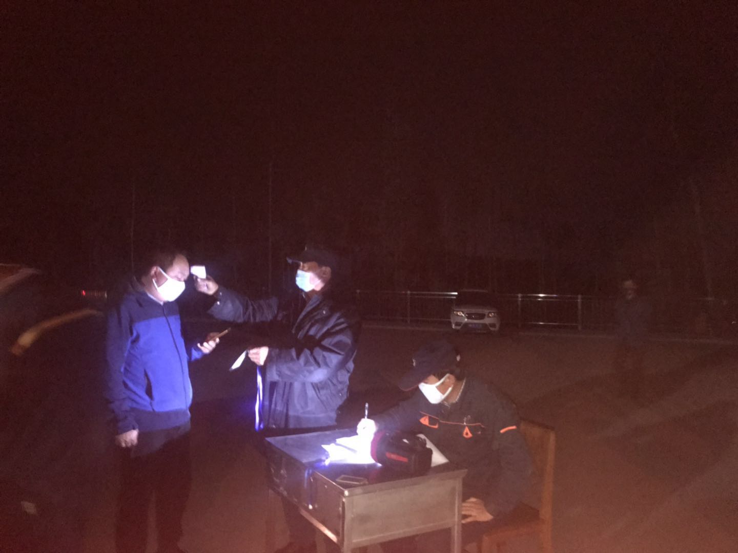 復工復產抓安全，疫情防控來相伴
